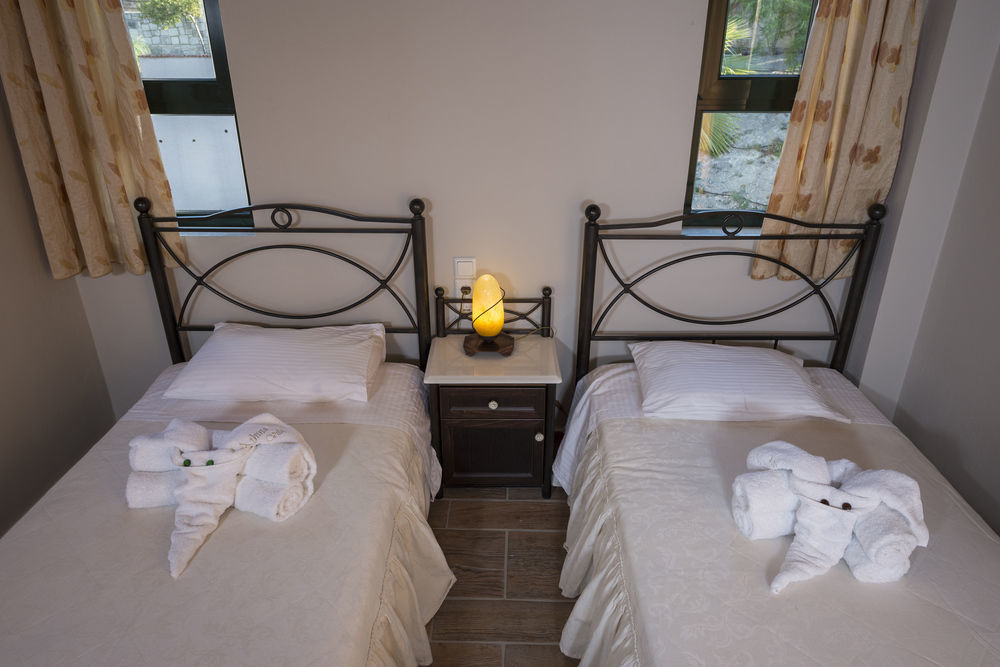 Athina Luxury Villas Xamoudhokhorion  Exterior foto